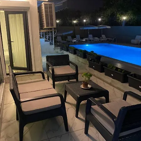 Luxury Pool * 시데