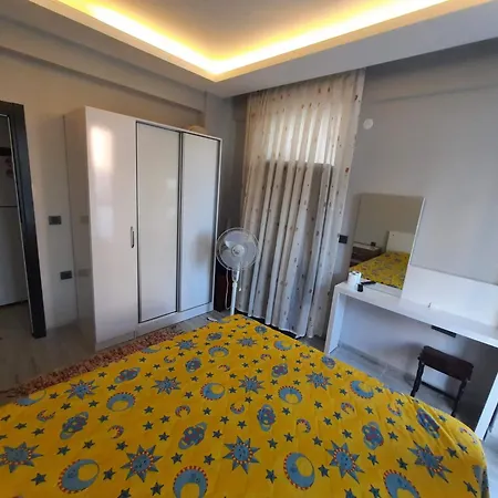 Luxury Pool Apartmán Side